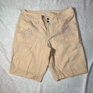 3 for $20. Cache Embroidered Bermuda Lightweight Shorts size 8